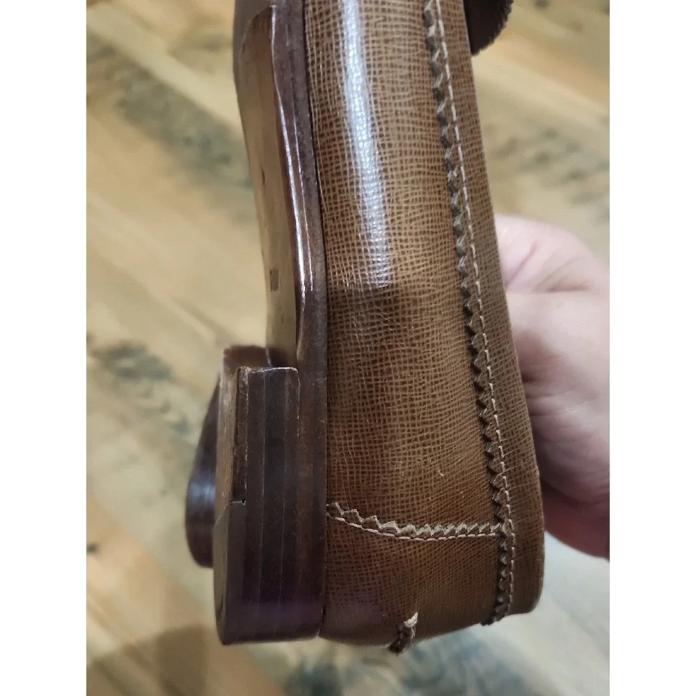 Tory Burch Preppy Brown Gold Leather‎ Penny Loafer Academia Scandi Poetcore 7.5